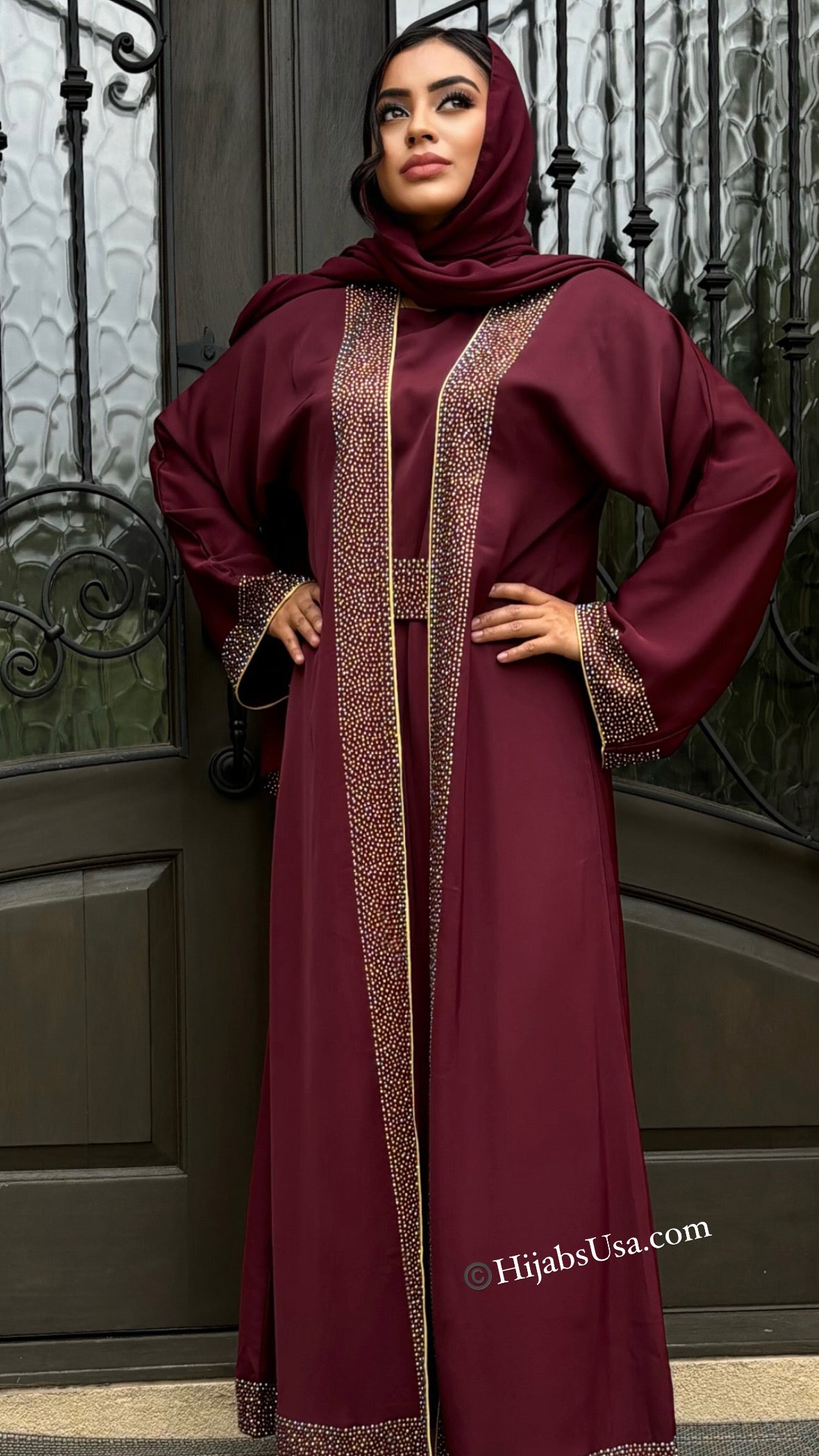 Sanam Abaya