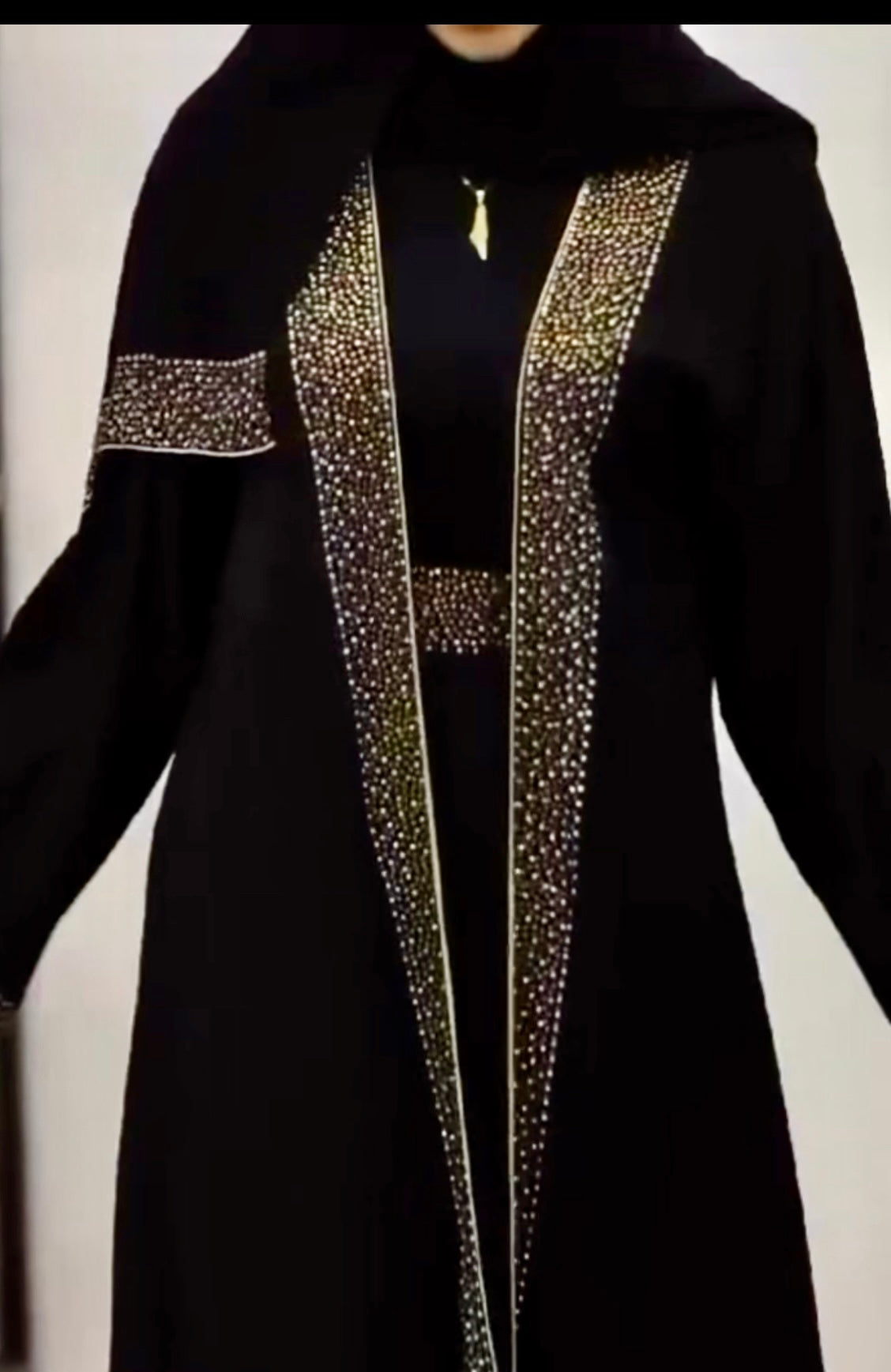 Sanam Abaya