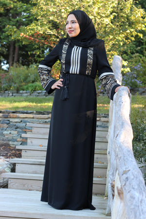 Fatin Black/Cream Abaya
